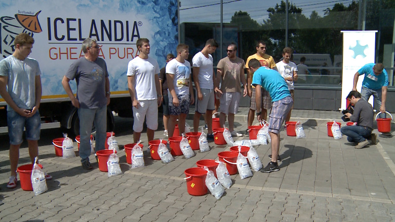 Dus rece in scop caritabil Imagine