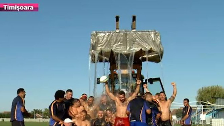 Dus rece pentru rugbysti. Campionii Romaniei au fost cuprinsi de febra ”Ice Bucket Challenge”  Imagine