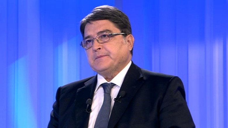 E. Hurezeanu, despre Guvernul Ponta IV: „Este rezultatul cel mai suportabil pentru un PSD aflat in fierbere, daca nu cumva in disolutie” Imagine
