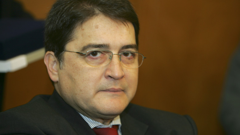 E. Hurezeanu, despre Revolutie: Cum e posibil ca, la sfarsitul Razboiului Rece, cei mai multi morti sa fie in Romania? Imagine