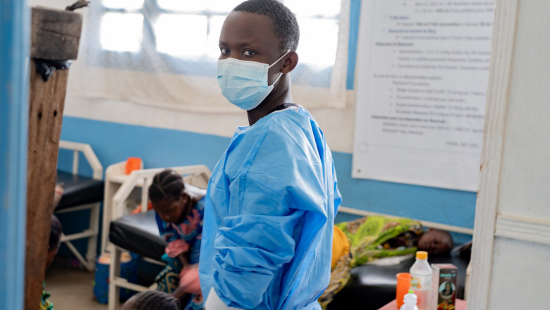 Ebola pune Europa in garda. UE intensifica masurile de preventie dupa explozia cazurilor din Congo