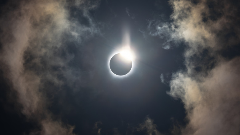 Eclipsa totala de Luna pe 14 martie 2025. Ce se poate observa pe cer in Romania Imagine