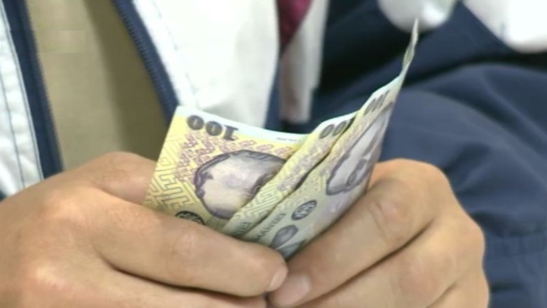 Economisti: Cresterea salariului minim - o masura anti-economica si anti-sociala Imagine