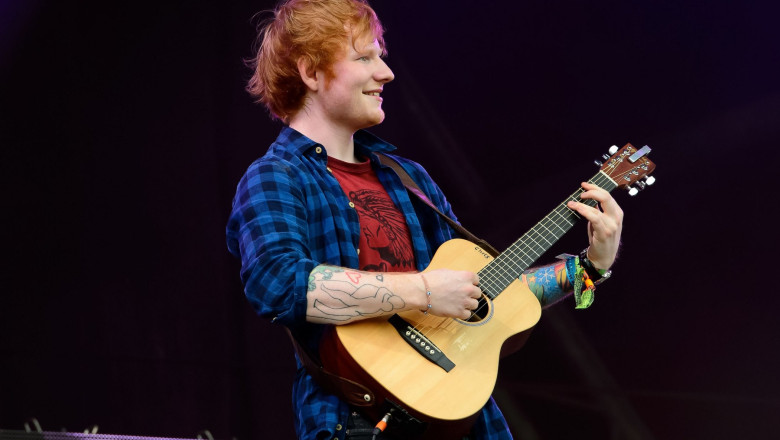 Ed Sheeran le-a cantat la chitara juratilor in timpul procesului in care este acuzat ca l-a plagiat pe Marvin Gaye Imagine