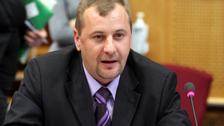 Edilul din Rosia Montana: E rau sa intre 5 miliarde de dolari, in ani de criza, in economia Romaniei? Imagine