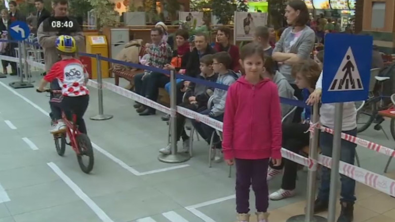 Educatie rutiera pe doua roti Imagine