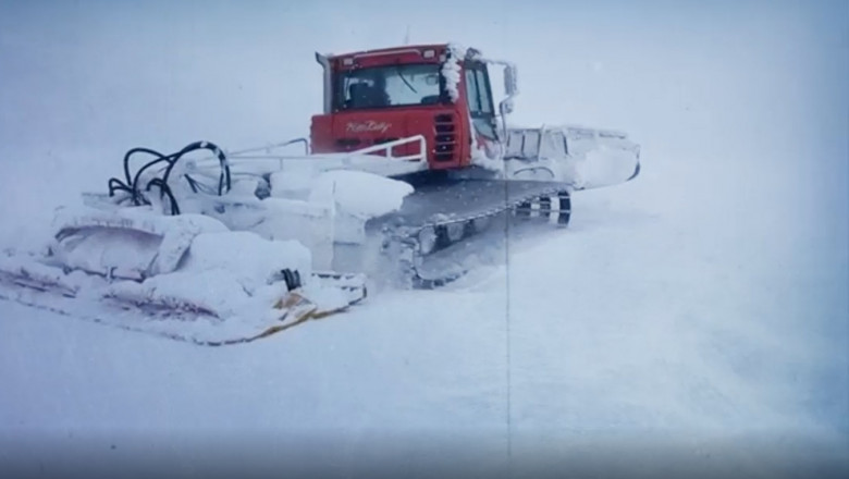 Efectele viscolului: Drumuri inchise, mii de oameni fara electricitate. Meteorologii avertizeaza: vine gerul Imagine