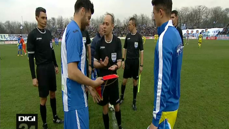 Egal fara goluri intre Craiova si Steaua. Capitanul oltenilor, Pablo Brandan, eliminat dupa ce a vazut al doilea galben Imagine