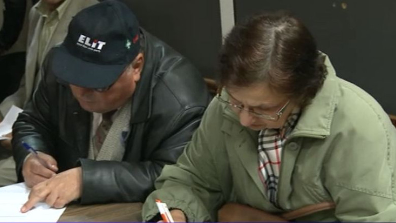 Egalizarea varstei de pensionare la 65 de ani, adoptata tacit de senatori Imagine