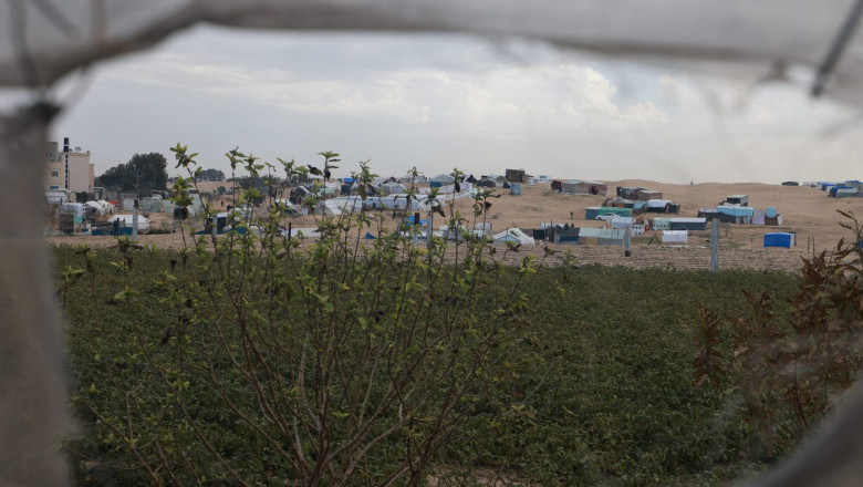 Egiptul se pregateste de exodul palestinienilor din Rafah. Ofensiva Israelului ar putea stramuta fortat sute de mii de oameni Imagine