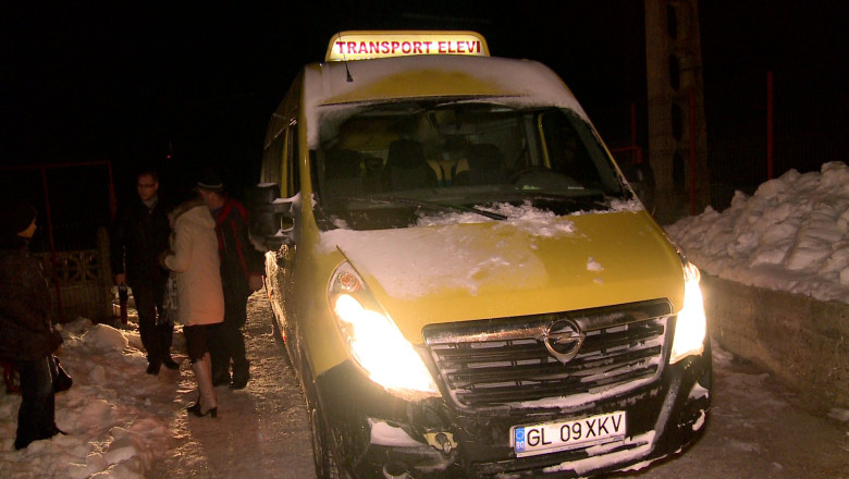 Elevi blocati in zapada Imagine