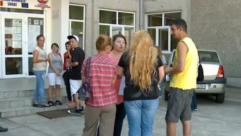 Elevi „de meserie": se vor ospatari, bucatari sau mecanici auto Imagine