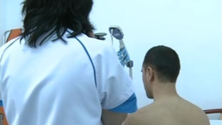 Elevii ar putea face ore de resuscitare cardiorespiratorie Imagine