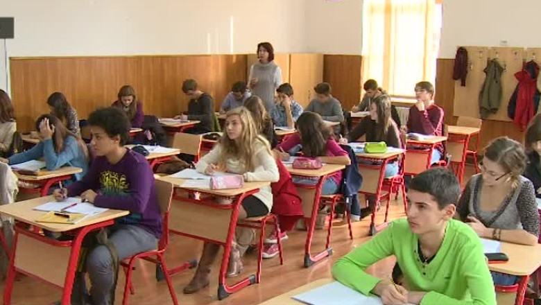 Elevii au ramas fara corn Imagine