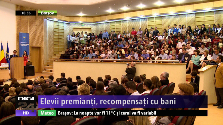 Elevii premianti, recompensati cu bani  Imagine