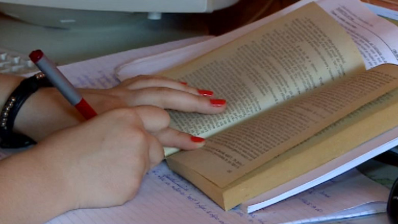 Elevii se pregatesc pe ultima suta de metri inainte de Evaluarea Nationala Imagine