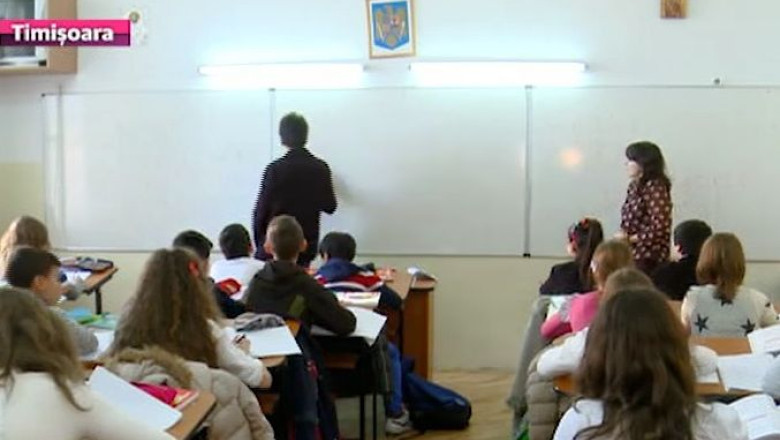 Elevii se reintorc la scoala: incep tezele si evaluarile Imagine