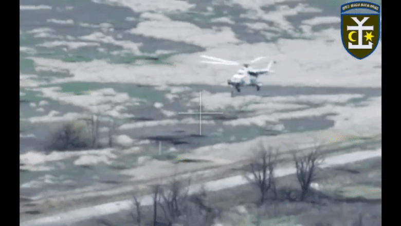 Elicopter la pamant. Momente dramatice cu doborarea unui elicopter rusesc de catre antiaeriana ucraineana Imagine