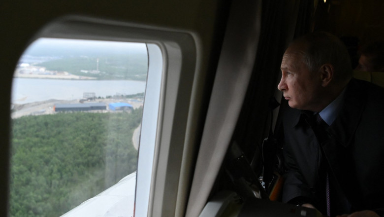 Elicopterul lui Vladimir Putin atacat de drone, o inscenare pusa la cale in laboratoarele Kremlinului. Care este explicatia Imagine