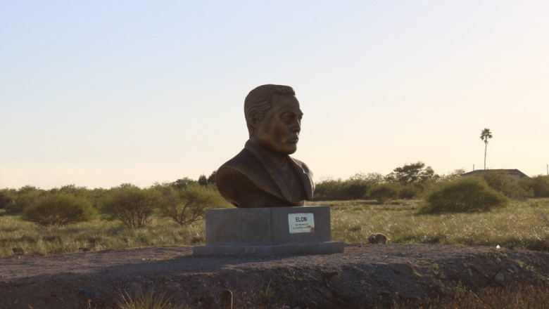 Elon Musk, mai aproape de a detine orasul care i-a ridicat statuie. Angajatii SpaceX din Texas voteaza pentru Starbase Imagine