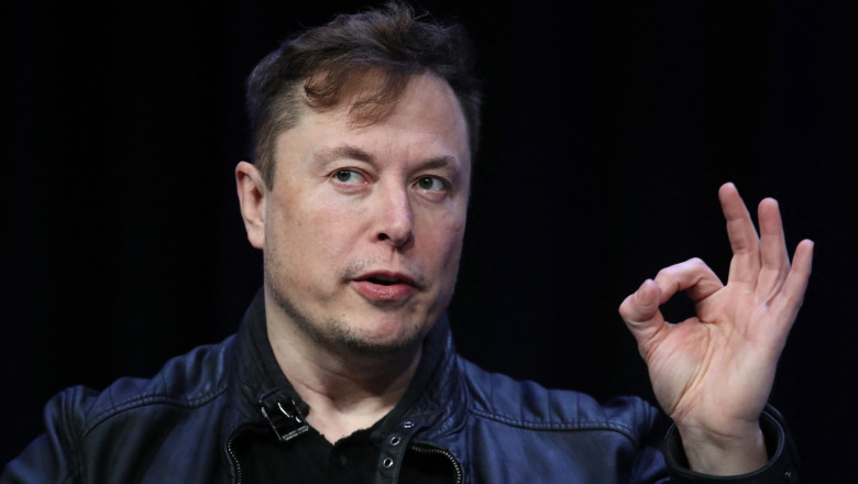 Elon Musk spune ca a restrictionat accesul armatei ucrainene la internet ca sa previna izbucnirea celui de-al Treilea Razboi Mondial Imagine