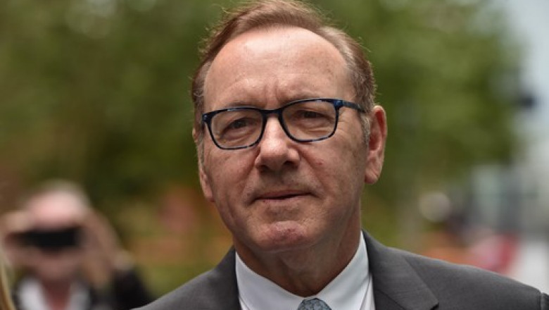 Elton John a depus marturie in procesul in care Kevin Spacey e acuzat ca a agresat sexual patru barbati. Ce a declarat cantaretul Imagine
