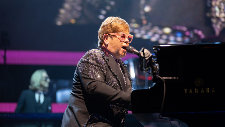 Elton John ar putea continua sa cante in metavers dupa ce isi incheie ultimul turneu Imagine