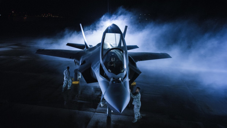 Elvetia ar putea renunta sa mai cumpere avioane F-35 din SUA. Presiune publica uriasa pentru anularea unui contract de 6,1 miliarde USD Imagine