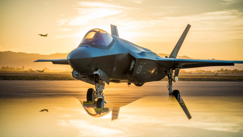 Elvetia reevalueaza cumpararea de avioane F-35 dupa ce Donald Trump a impus tarii o taxa vamala de 39% Imagine