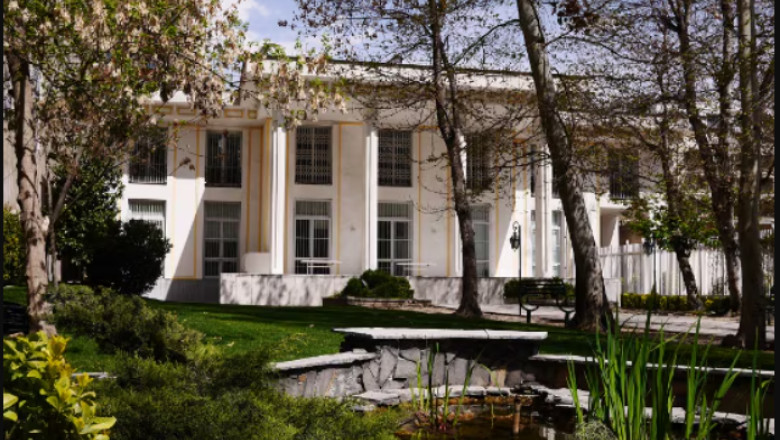 Elvetia si-a redeschis ambasada din Teheran si anunta ca interesele SUA vor putea fi reprezentate din nou in Iran Imagine