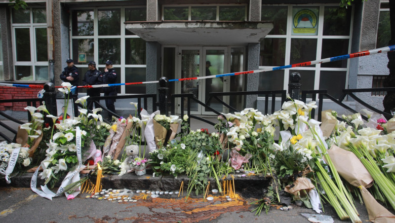 Ema, fiica antrenorului clubului de volei SCM Zalau, s-a pus in fata baiatului criminal care tragea si si-a salvat colegii (presa) Imagine