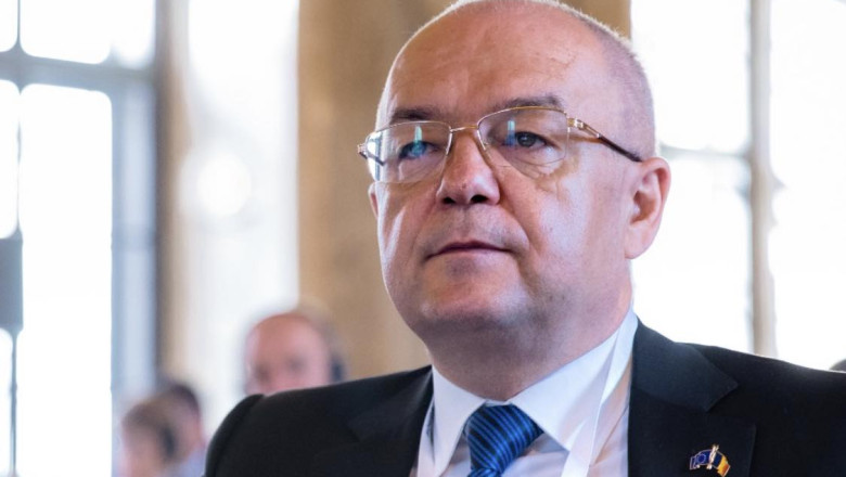 Emil Boc sustine reducerea varstei de vot la 16 ani pentru alegerile locale si regionale din Europa Imagine