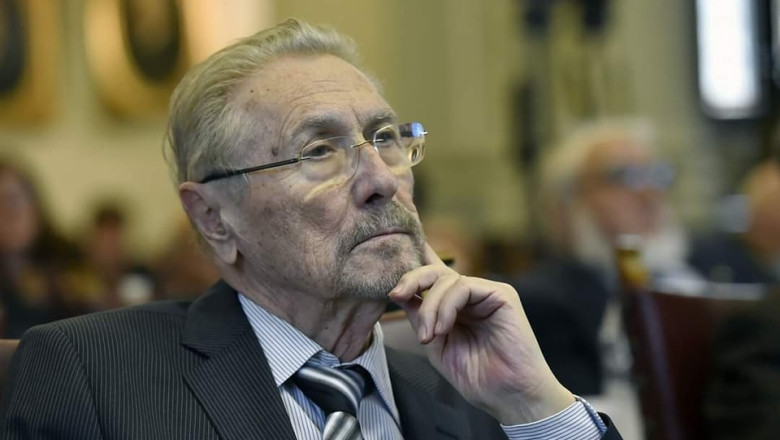 Emil Constantinescu: In Romania totul e distrus prin bascalie. O tara devine colonie cand nu are o viziune proprie asupra viitorului Imagine