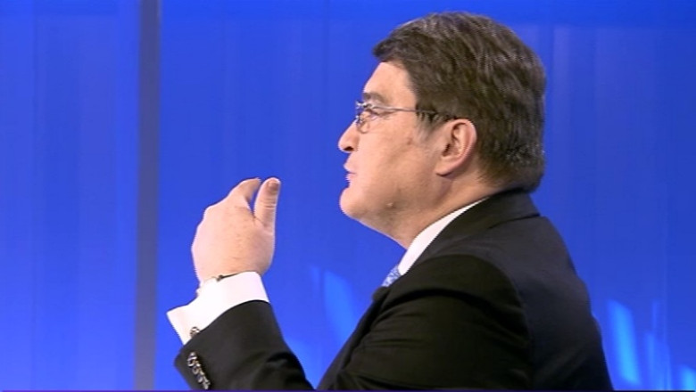 Emil Hurezeanu: Chiar asa, nu suntem in stare sa avem o legatura comerciala directa cu rusii? Uite, dl Grebla a reusit, probabil Imagine