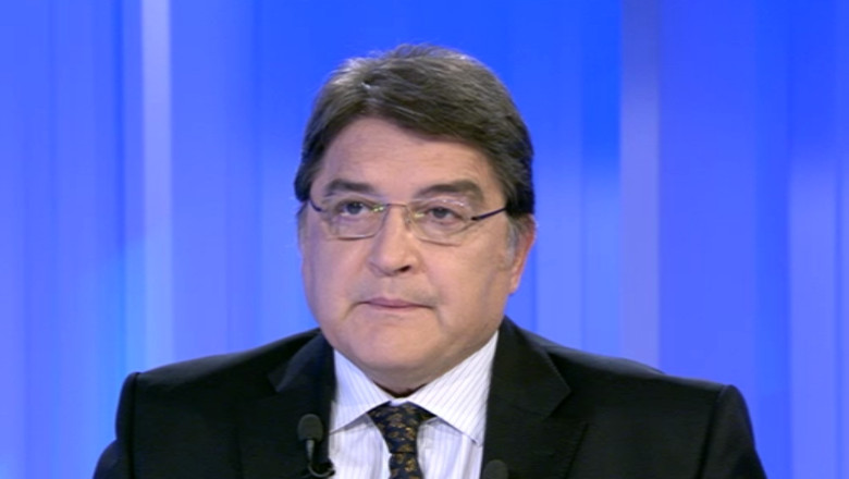 Emil Hurezeanu: „Daca pana acum a mers asa de prost cu comunisti, hai s-o incercam si pe asta cu agentii, poate o sa mearga mai bine” Imagine
