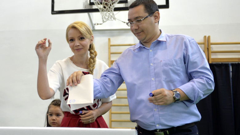 Emil Hurezeanu, despre cum a votat Victor Ponta la prezidentiale: „E un baiat mare cu pantaloni scurti. Si joaca baschet” Imagine