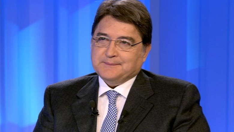 Emil Hurezeanu, despre glumele lui Victor Ponta: „Aerul de adolescenta neconsumata, nedefinit, ii starneste un oarecare atasament” Imagine