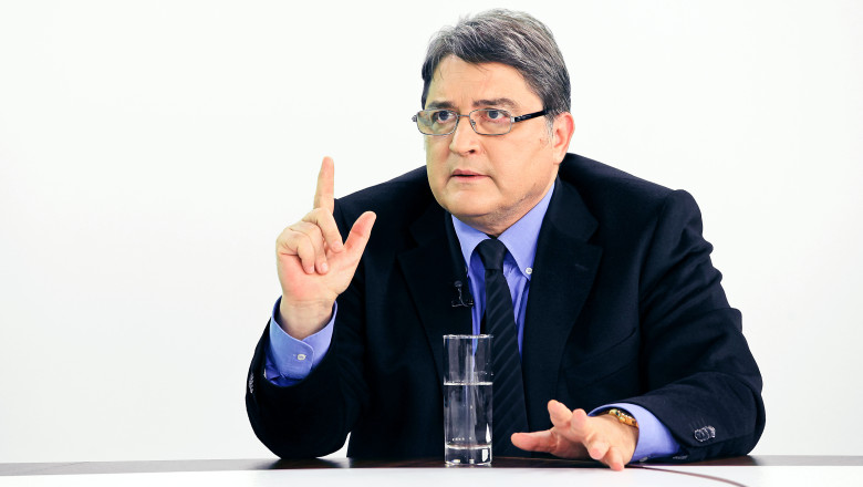 Emil Hurezeanu: „E o proba de tembelism si diletantism ce s-a intamplat azi in Parlament” Imagine