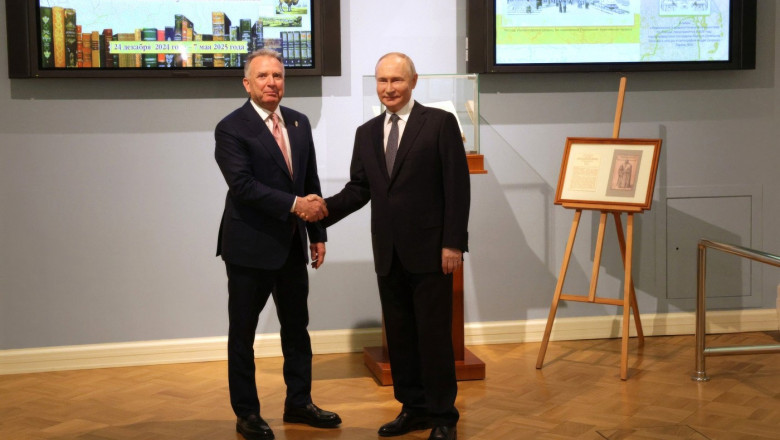 Emisarul lui Trump foloseste exclusiv traducatori de la Kremlin in intalnirile cu Putin. „O idee foarte proasta” Imagine