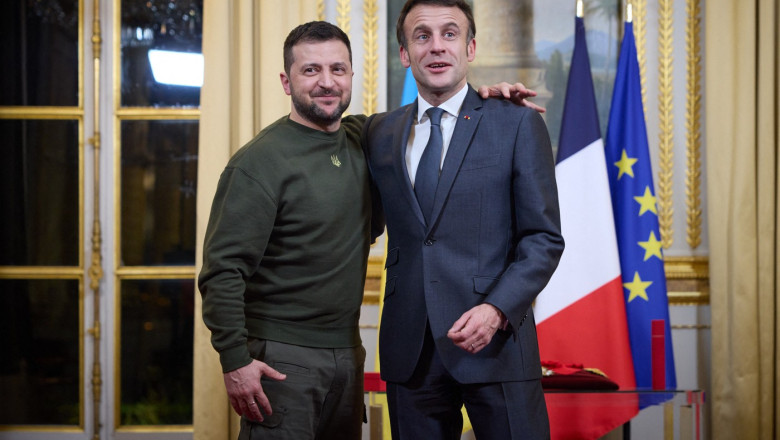 Emmanuel Macron cere armistitiu in Ucraina stabilit impreuna cu SUA. „Rusii trebuie sa spuna da. Nu trei zile pentru a distra galeria” Imagine