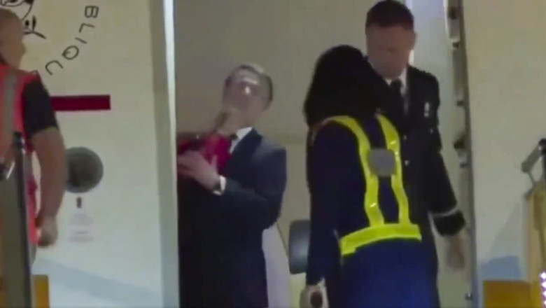 Emmanuel Macron dezminte orice „scena domestica” intre el si sotia sa, Brigitte. „Pur si simplu am glumit” Imagine