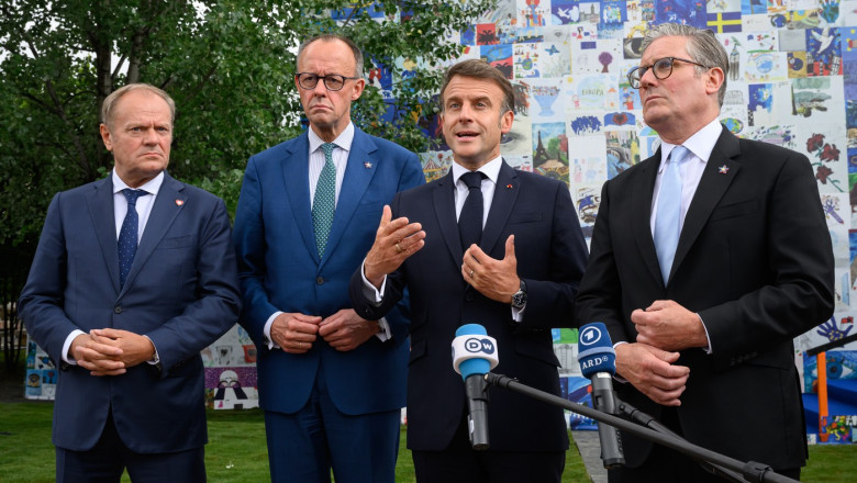 Emmanuel Macron: Europenii continua sa pregateasca sanctiuni impotriva Rusiei „in coordonare” cu SUA Imagine