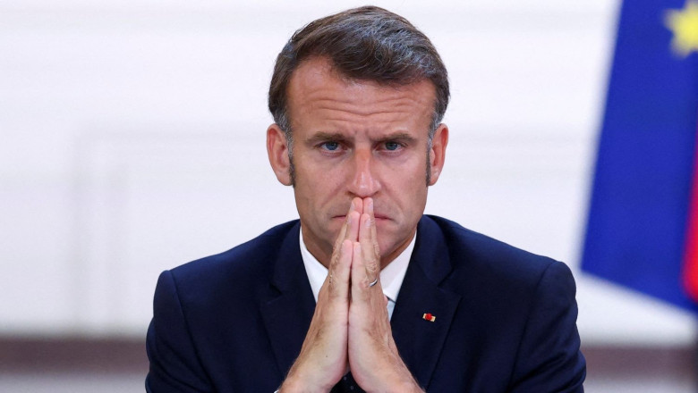 Emmanuel Macron s-a intalnit cu aproape 200 de experti pentru a gasi solutii la pericolele provocate de retelele sociale Imagine