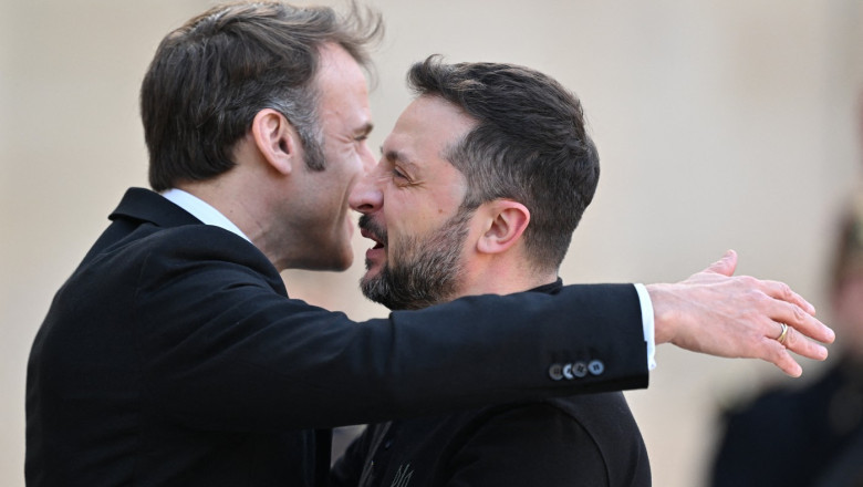 Emmanuel Macron: Ucrainenii au „luciditatea de a spune” ca nu vor putea sa-si recupereze toate teritoriile Imagine