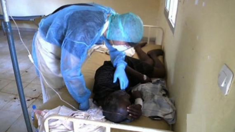 Epidemia de Ebola, la 12 ore distanta de Romania. Peste 700 de oameni au murit in trei state africane Imagine