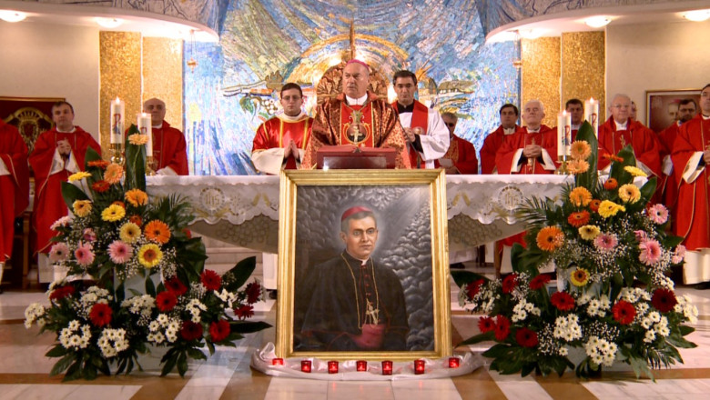 Episcopul Anton Durcovici a fost celebrat la Iasi printr-o ceremonie speciala Imagine