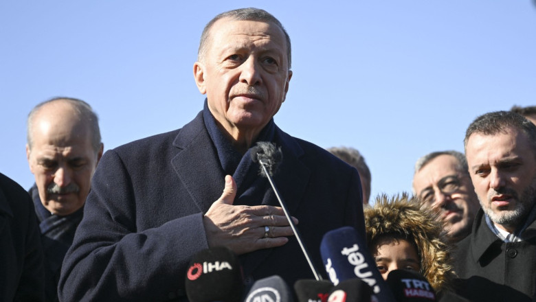 Erdogan: Interventiile nu se desfasoara pe cat de repede am sperat. E imposibil sa fii pregatit pentru un astfel de dezastru Imagine
