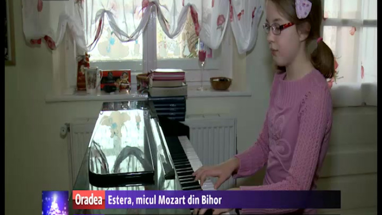 Estera, micul Mozart din Bihor. O fetita de 10 ani canta la sapte instrumente Imagine