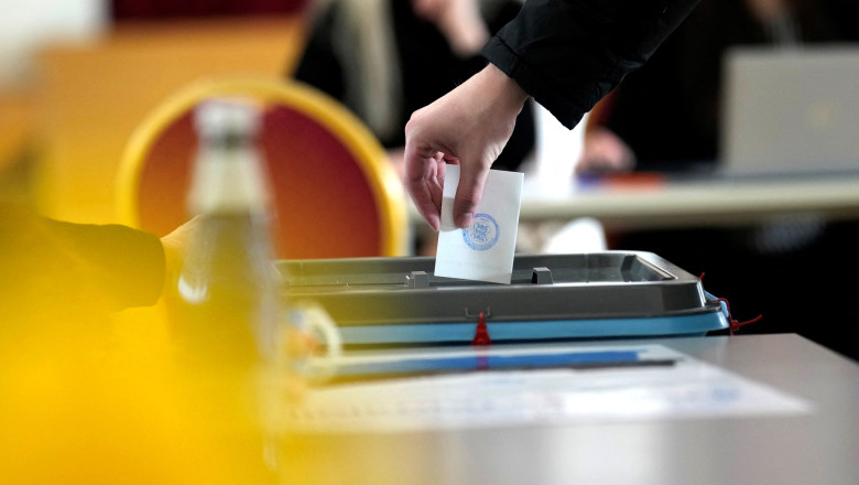 Estonia a organizat primele alegeri locale fara votanti din afara UE Imagine