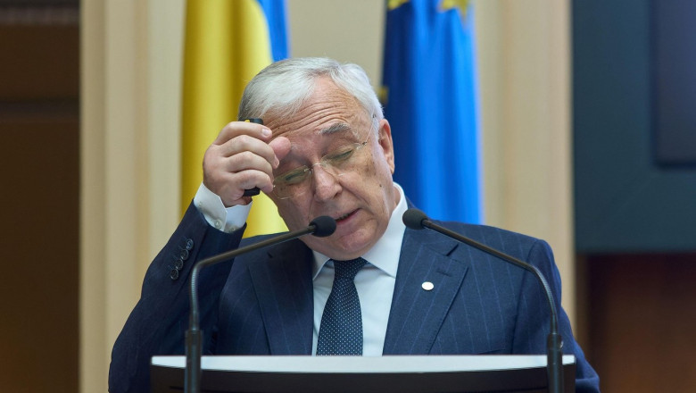 Euro digital. Mugur Isarescu explica de ce o tara inca nu poate trece la o economie fara numerar. „Sunt doua considerente” Imagine